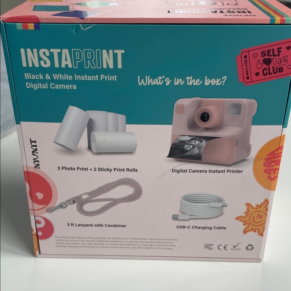 Cream and White Instant Print Digital Camera - Picture 4 of 5
